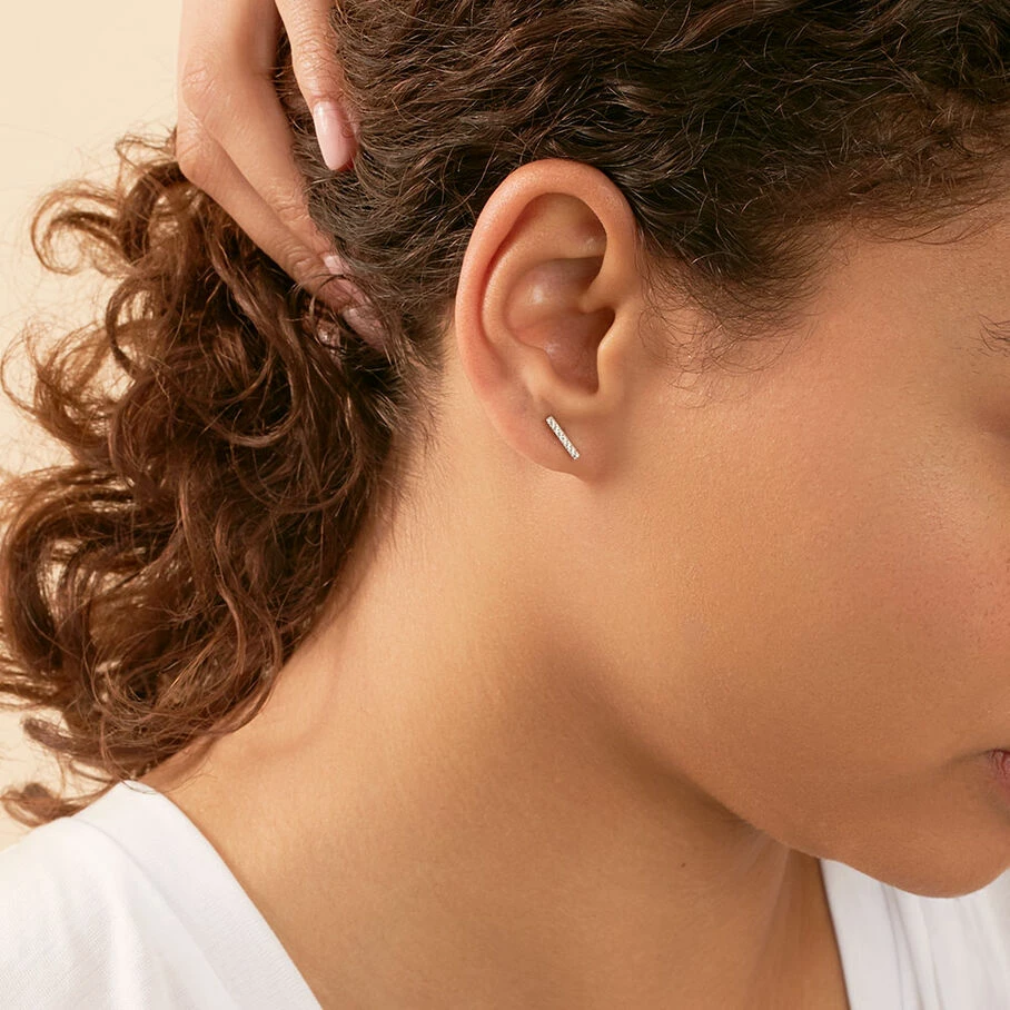 AGATHA FR Boucles D'oreilles Puces BARSHINE - Cristal / Argenté 4 AGATHA FR Boucles D'oreilles Puces BARSHINE - Cristal / Argenté – Image 2